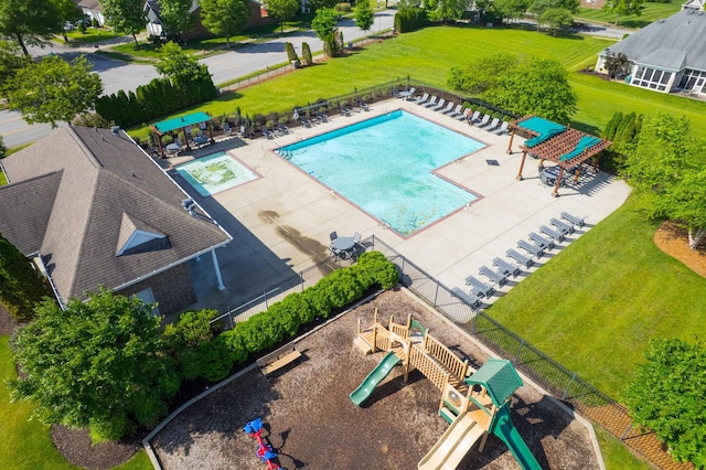 1113 Chickadee Cir, Hermitage, TN 37076 - drone / aerial view of a pool area