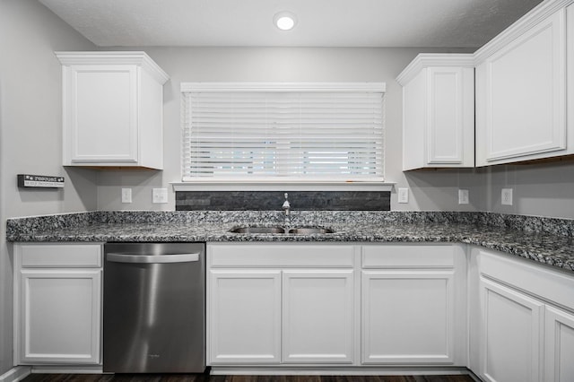 1626 Calcutta Dr, Murfreesboro, TN 37128 - kitchen featuring stainless steel dishwasher, a sink, white cabinetry, recessed lighting, and a textured ceiling