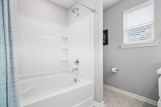 1626 Calcutta Dr, Murfreesboro, TN 37128 - full bath with baseboards and shower / bath combo