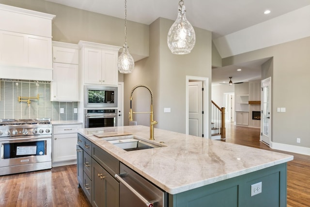 1611 Martha Washington Way, Murfreesboro, TN 37130 - kitchen featuring stainless steel appliances, white cabinetry, a sink, dark wood finished floors, and recessed lighting