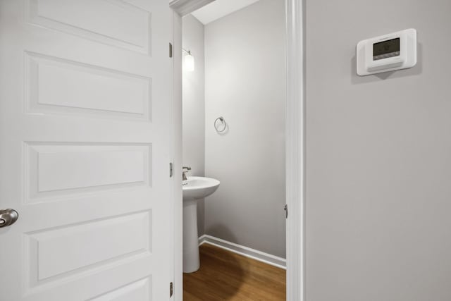 325 Carver Connection, Lebanon, TN 37087 - bathroom with baseboards and wood finished floors