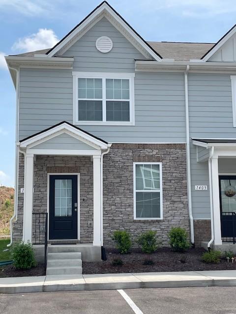 1401 Walker Way, Columbia, TN 38401 - view of front facade with stone siding