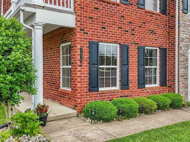 2050 Morrison Ave, Spring Hill, TN 37174 - entrance to property with brick siding and a balcony