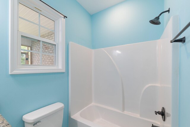 258 Jesse Dr, Pleasant View, TN 37146 - bathroom with toilet and shower / tub combination