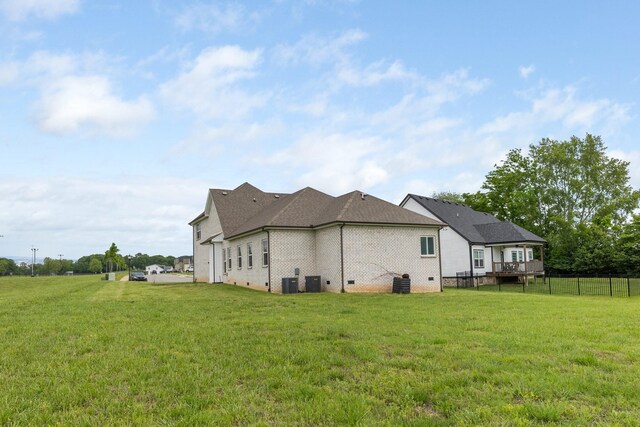 258 Jesse Dr, Pleasant View, TN 37146 - view of home's exterior featuring cooling unit and crawl space