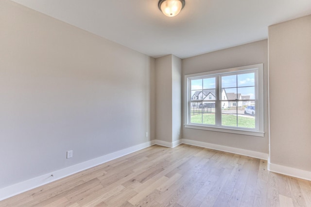 4109 Fargo Ct, Murfreesboro, TN 37127 - unfurnished room featuring light wood-style floors and baseboards