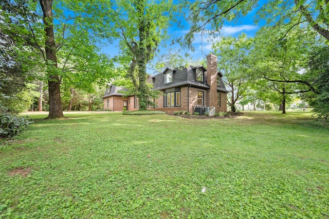 1311 Halifax Ct, Murfreesboro, TN 37130 - view of green lawn featuring cooling unit