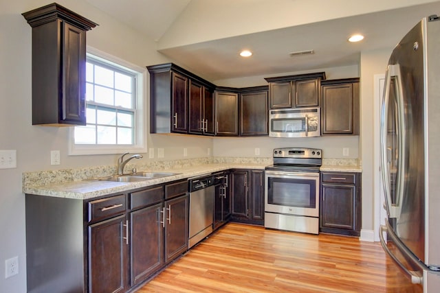 1200 Morstead Dr, Clarksville, TN 37042 - photo 22