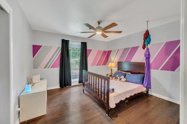1033 Percy Warner Blvd, Nashville, TN 37205 - bedroom with wood finished floors, baseboards, and a ceiling fan