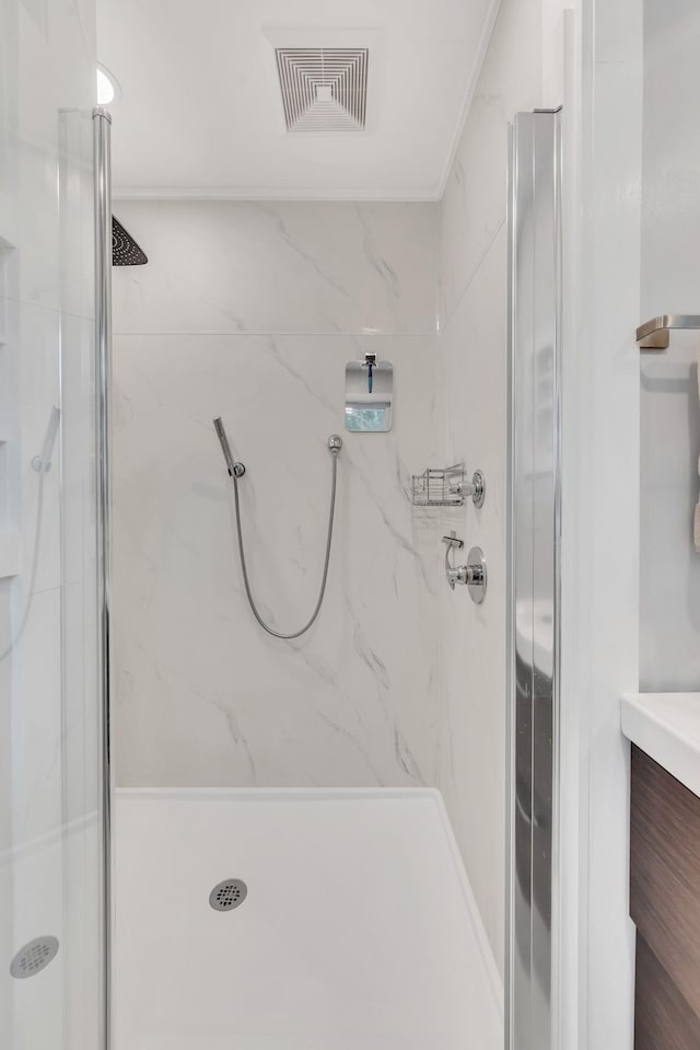 1033 Percy Warner Blvd, Nashville, TN 37205 - full bathroom featuring a marble finish shower and vanity