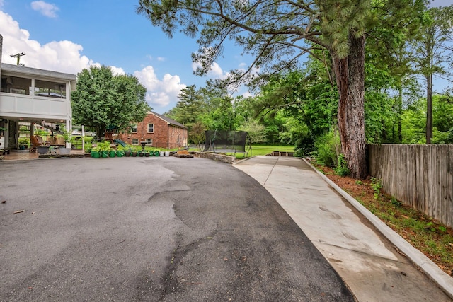 1033 Percy Warner Blvd, Nashville, TN 37205 - view of asphalt driveway