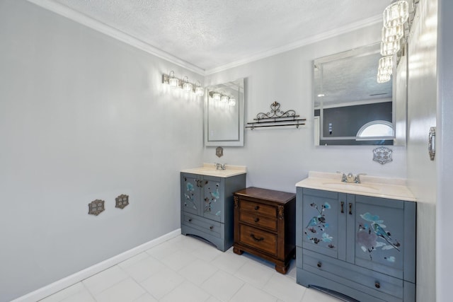 122 Windcrest Dr, Hohenwald, TN 38462 - full bath featuring a textured ceiling, crown molding, two vanities, and baseboards