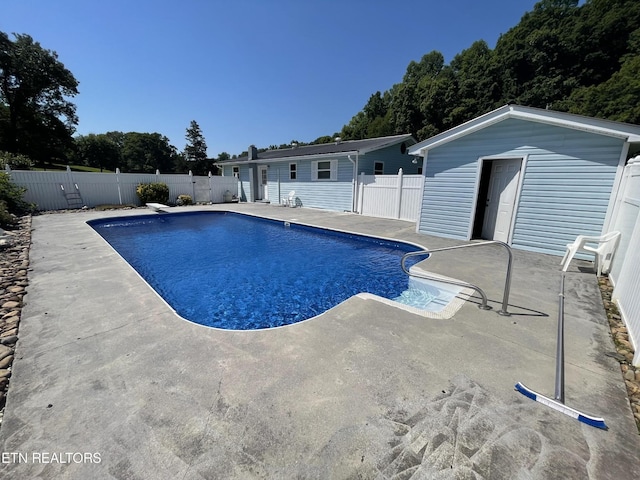 535 Belcher Gap Rd, Madisonville, TN 37354 - photo 8