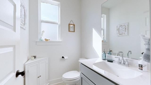 363 Turfway Park, Gallatin, TN 37066 - bathroom featuring toilet, vanity, and baseboards