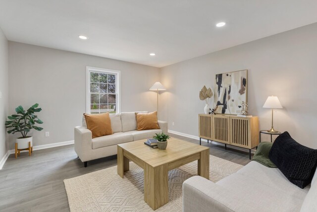 400 Log Wall Rd, Dickson, TN 37055 - living area with wood finished floors, baseboards, and recessed lighting