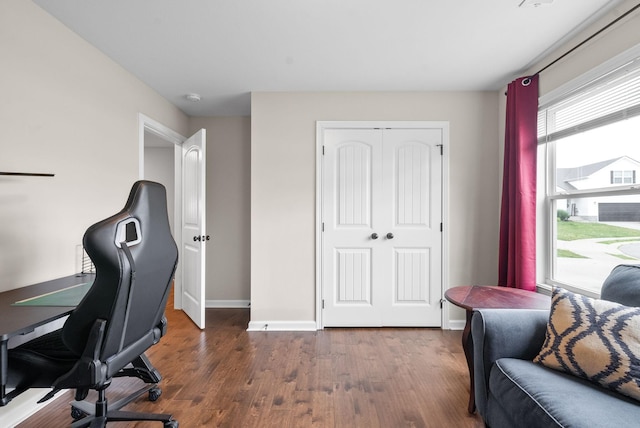 805 Waldon Ct, Clarksville, TN 37042 - office space with wood finished floors and baseboards