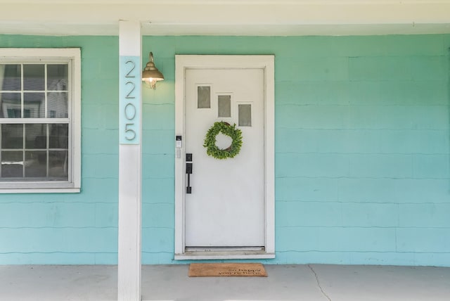 view of entrance to property
