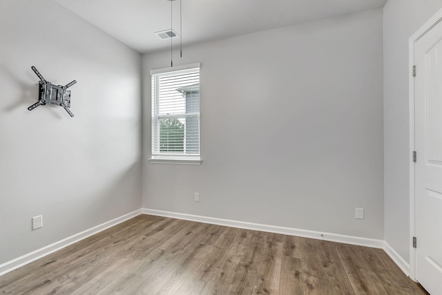 1044 Alta Vista Ln, Smyrna, TN 37167 - unfurnished room with wood finished floors and baseboards