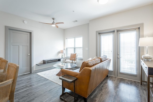 782 Riverfront Pkwy Unit 216, Chattanooga, TN 37402 - living area with wood finished floors and ceiling fan