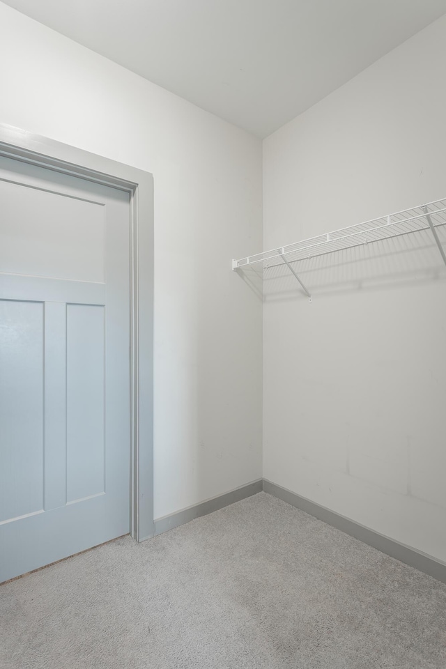 782 Riverfront Pkwy Unit 216, Chattanooga, TN 37402 - spacious closet featuring carpet flooring