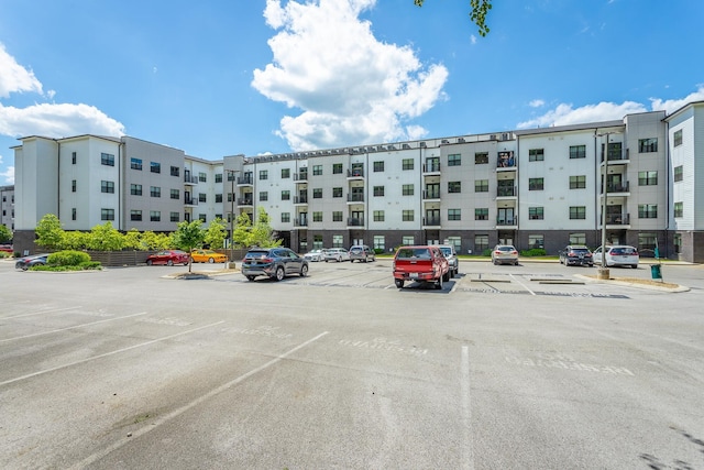 782 Riverfront Pkwy Unit 216, Chattanooga, TN 37402 - view of apartment building / complex with uncovered parking