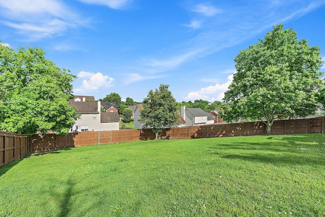 102 Braxton Park Ct, Goodlettsville, TN 37072 - view of yard featuring a residential view