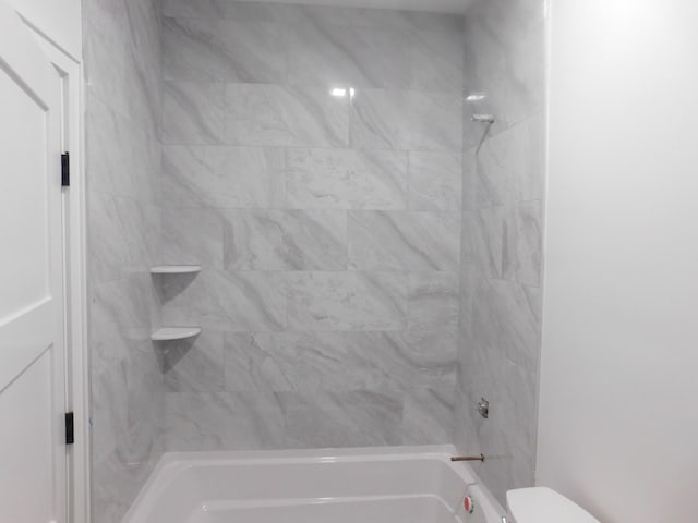 4026B Lealand Ln, Nashville, TN 37204 - bathroom with toilet and shower / bathtub combination