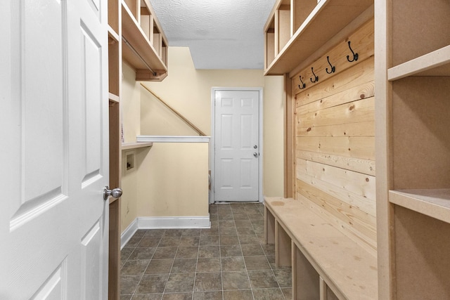 203 Abbigael Dr, Portland, TN 37148 - mudroom with baseboards