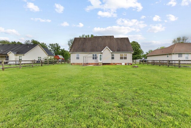 203 Abbigael Dr, Portland, TN 37148 - back of house with entry steps and crawl space