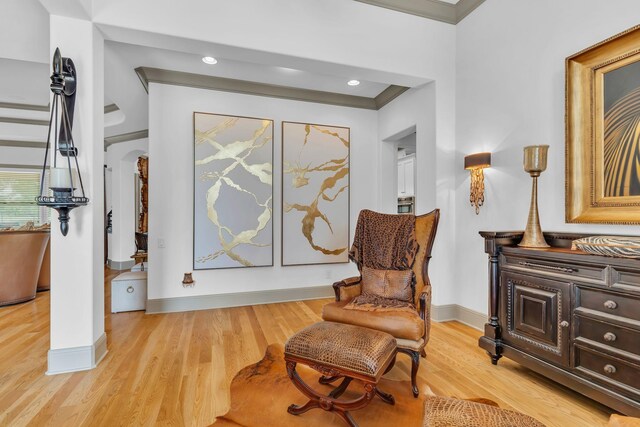 1041 Albatross Way, Gallatin, TN 37066 - sitting room featuring light wood-style flooring, baseboards, ornamental molding, and recessed lighting
