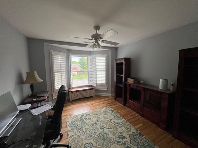 3411 Meadowcrest Dr, Murfreesboro, TN 37129 - home office featuring wood finished floors and ceiling fan