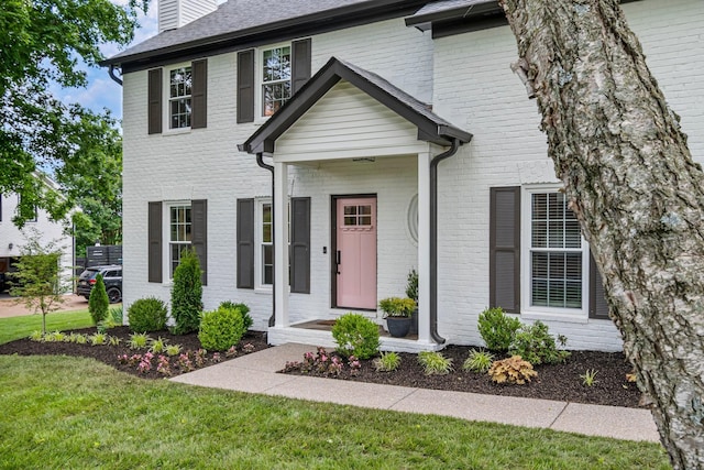 3060 Liberty Hills Dr, Franklin, TN 37067 - view of front of property featuring brick siding, a front lawn, and a chimney