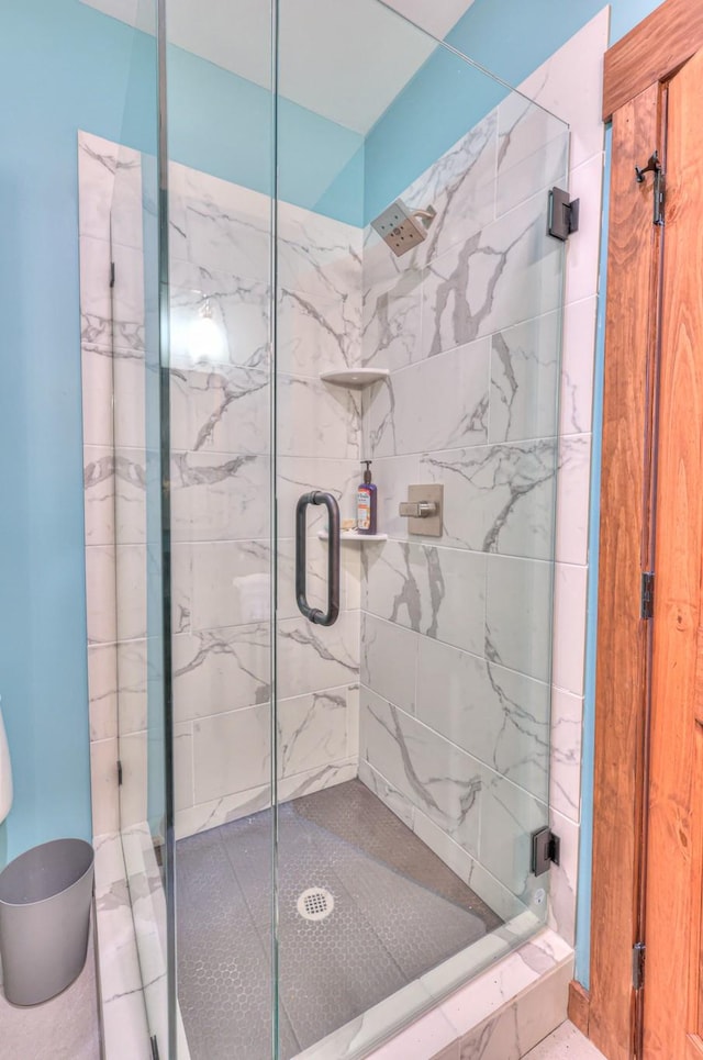 1271 Bivins Rd, Lewisburg, TN 37091 - bathroom featuring a shower stall