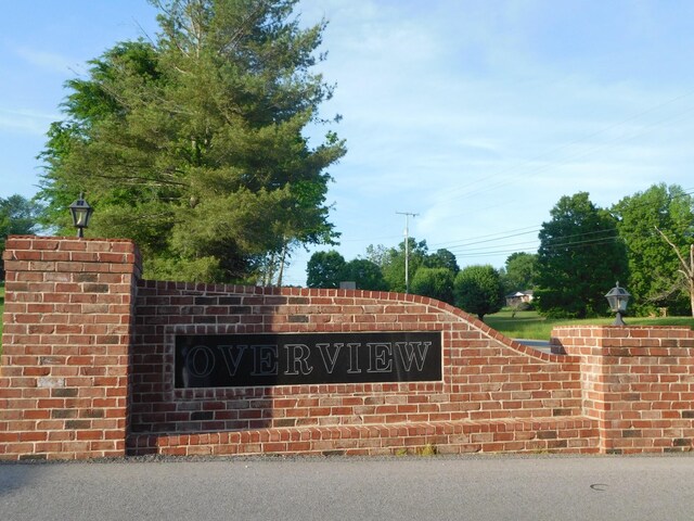 1129 Adam Dr, Cottontown, TN 37048 - view of community sign