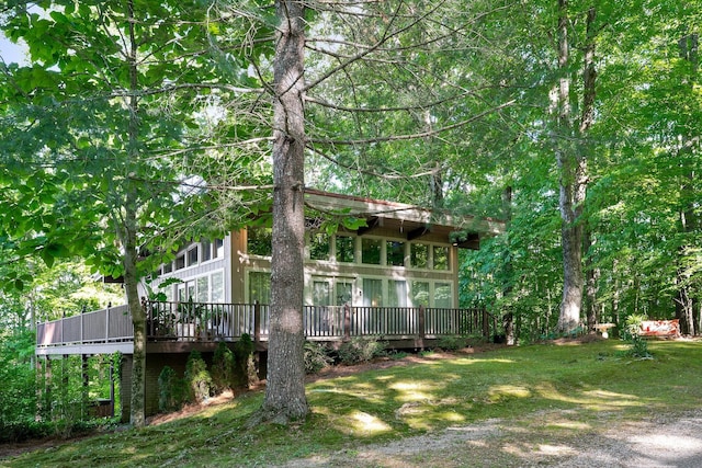 698 Crestview Dr, Sparta, TN 38583 - rear view of property featuring a deck