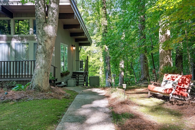 698 Crestview Dr, Sparta, TN 38583 - view of yard