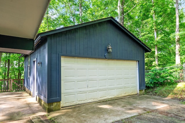 view of detached garage