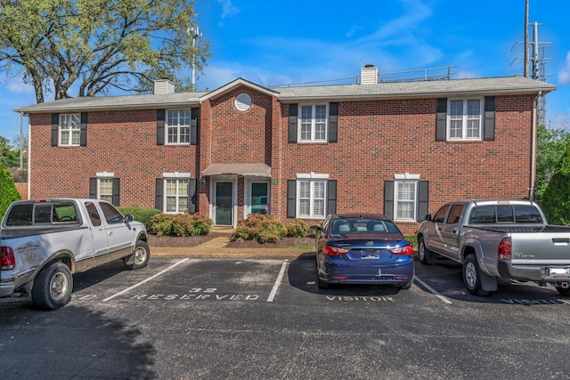 2732 Linmar Ave, Nashville, TN 37215 - view of building exterior featuring uncovered parking