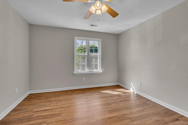 2732 Linmar Ave, Nashville, TN 37215 - empty room featuring wood finished floors, ceiling fan, and baseboards