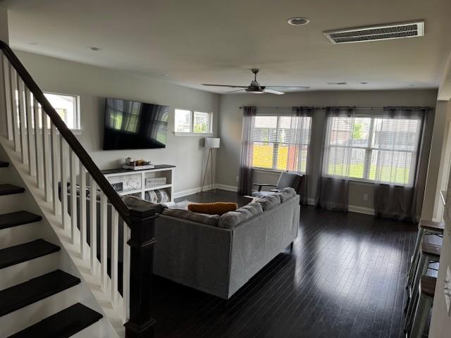 909 Sapphire Dr, Murfreesboro, TN 37128 - photo 3