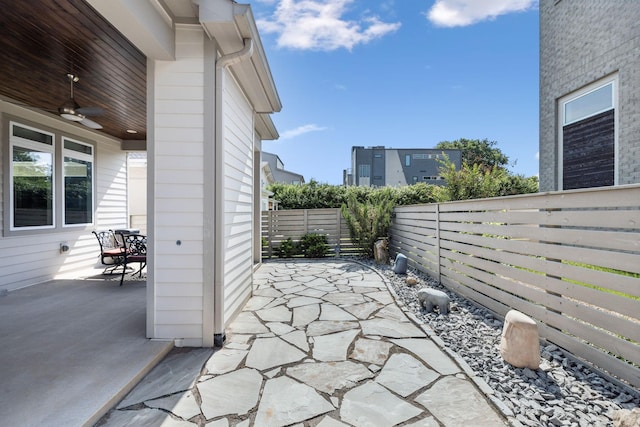 1211A Sigler St, Nashville, TN 37203 - view of patio / terrace with a fenced backyard and a ceiling fan