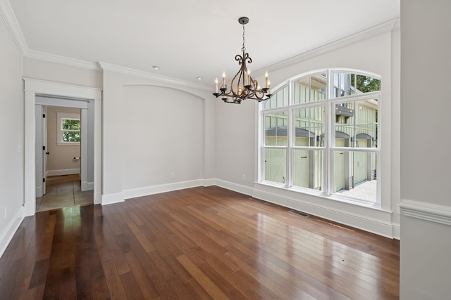 150 Valley Vista Dr, Carthage, TN 37030 - unfurnished room with a chandelier, ornamental molding, dark wood-style floors, and baseboards
