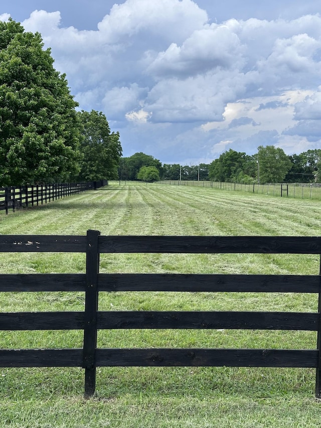 view of yard featuring a view of countryside