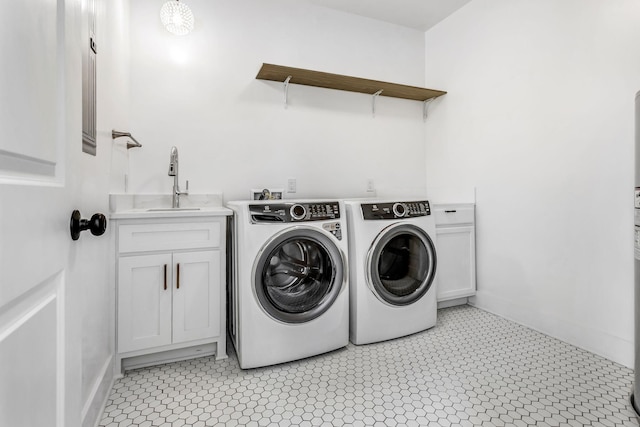 107 Shady St, Summertown, TN 38483 - laundry room featuring independent washer and dryer, cabinet space, baseboards, and bar with sink
