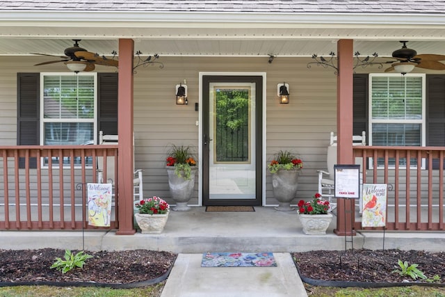 914 Woodland St, Clarksville, TN 37040 - doorway to property featuring a porch and ceiling fan