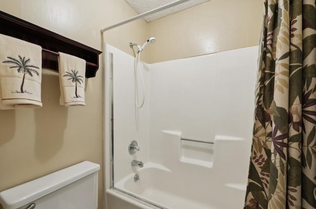 421 Robertson Dr, Smyrna, TN 37167 - full bath with shower / tub combo with curtain, toilet, and a textured ceiling