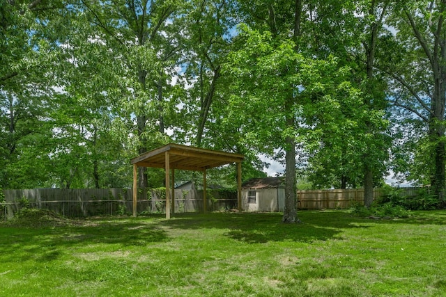 1003 Copper Still Cir, Kingston Springs, TN 37082 - view of yard with an outbuilding and a storage shed