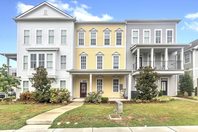 1001A 51st Ave N, Nashville, TN 37209 - multi unit property with a front lawn
