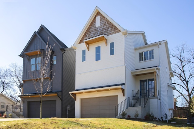 431B Basswood Ave, Nashville, TN 37209 - view of front of house featuring a garage and a front yard
