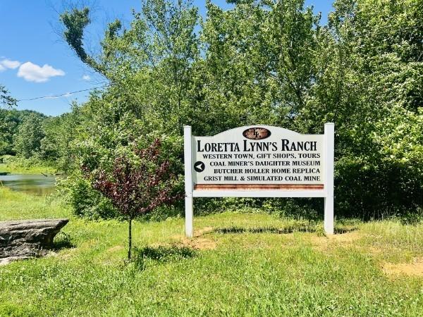 4410 Trace Creek Rd, Mc Ewen, TN 37101 - view of community / neighborhood sign